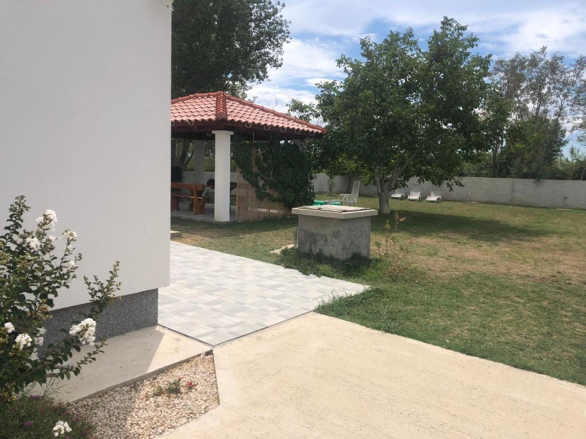 Holiday Home Visnja นิน ภายนอก รูปภาพ