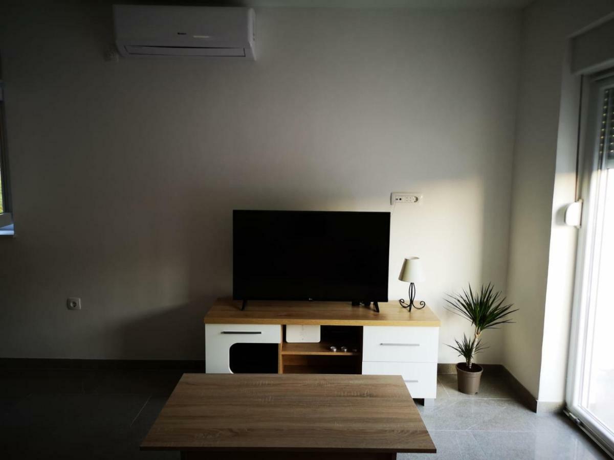 Holiday Home Visnja นิน ภายนอก รูปภาพ