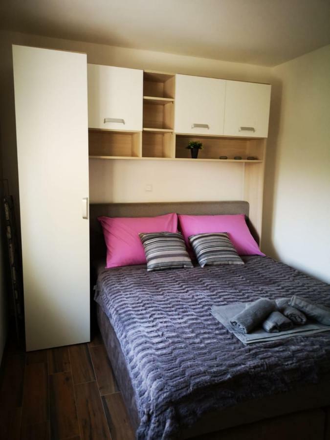 Holiday Home Visnja นิน ภายนอก รูปภาพ